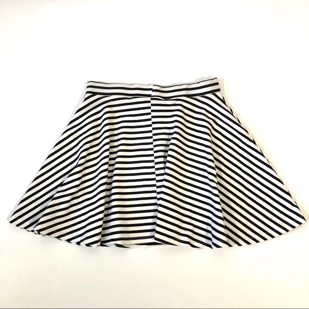 PINK VS Black and White Striped Skater Skirt - Picture 5 of 8